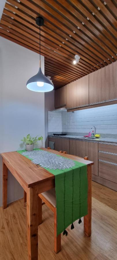 Mikaela'S Crib- 1 Bedroom Flat @ Arezzo Place Condominium Davao Bagian luar foto